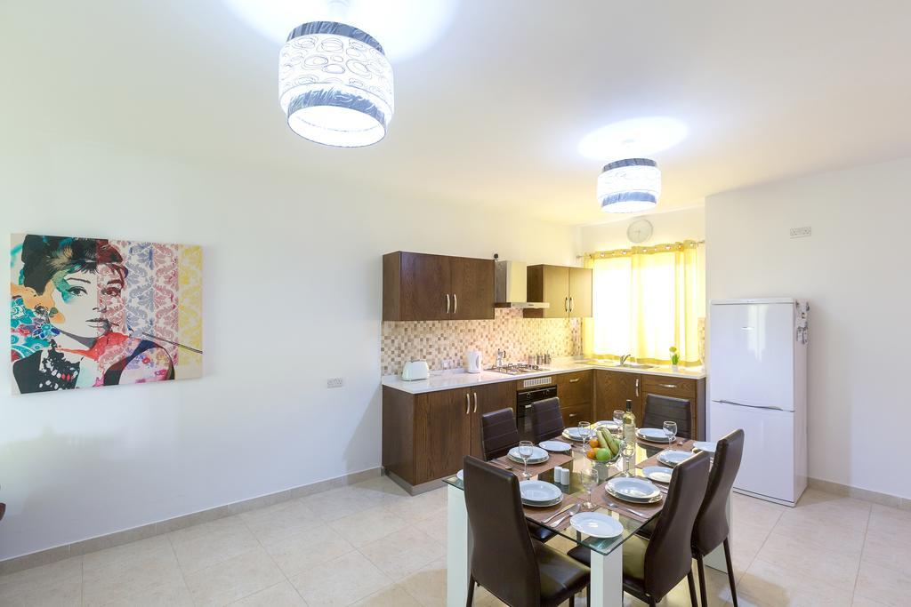 North Side Apartment 1 L-Imgarr Ngoại thất bức ảnh