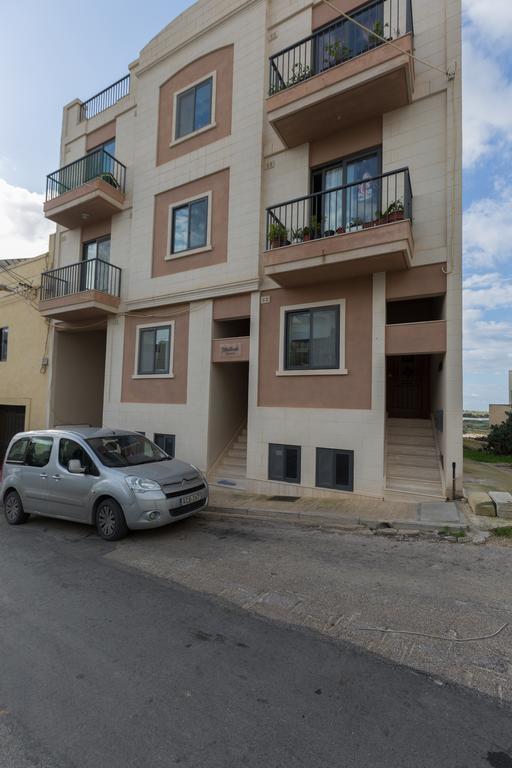 North Side Apartment 1 L-Imgarr Ngoại thất bức ảnh