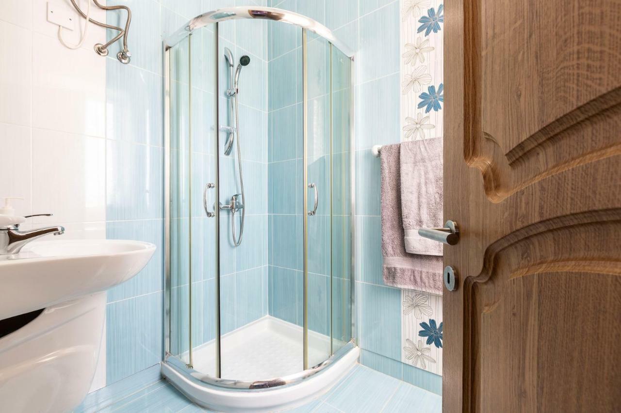 North Side Apartment 1 L-Imgarr Ngoại thất bức ảnh